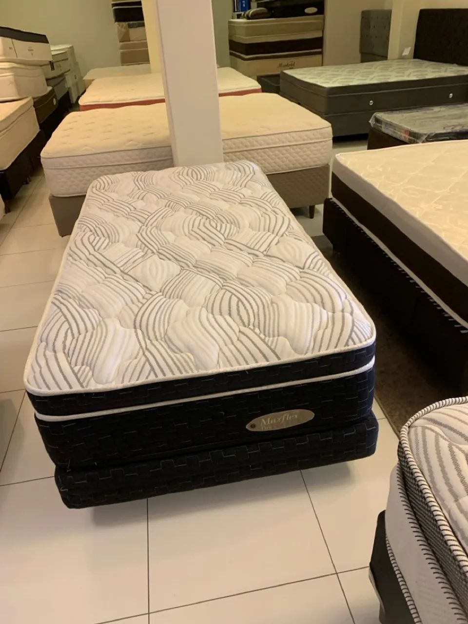 Colchão de Solteirão MAXFLEX PARIS - Entrego!