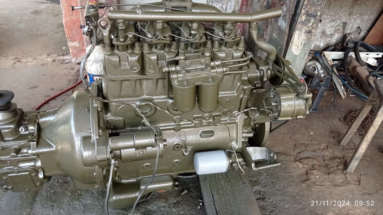 Motor MWM 229, 4 cilindros para Caminhão ou embarcação.