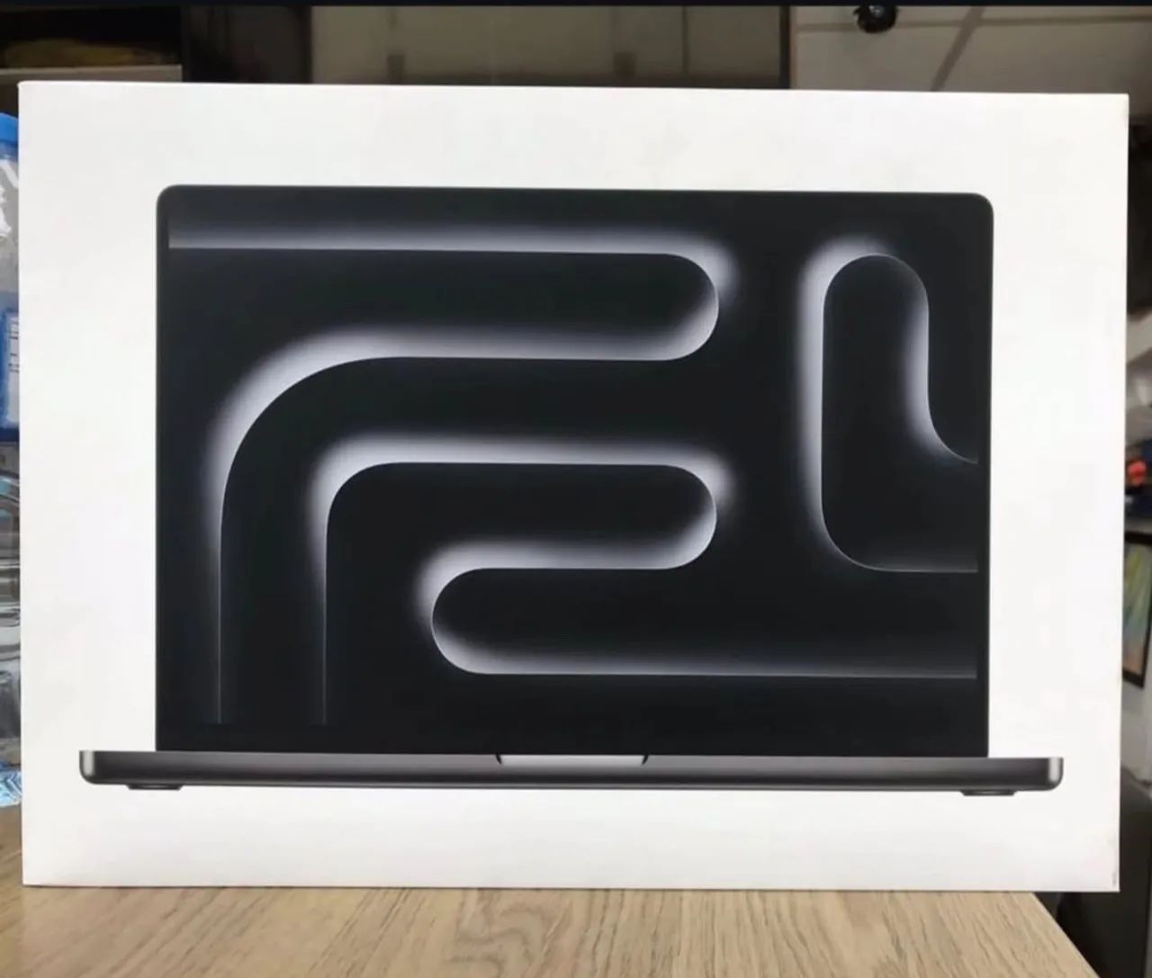  MacBook Pro M4 Pro 24GB/ 512SSD