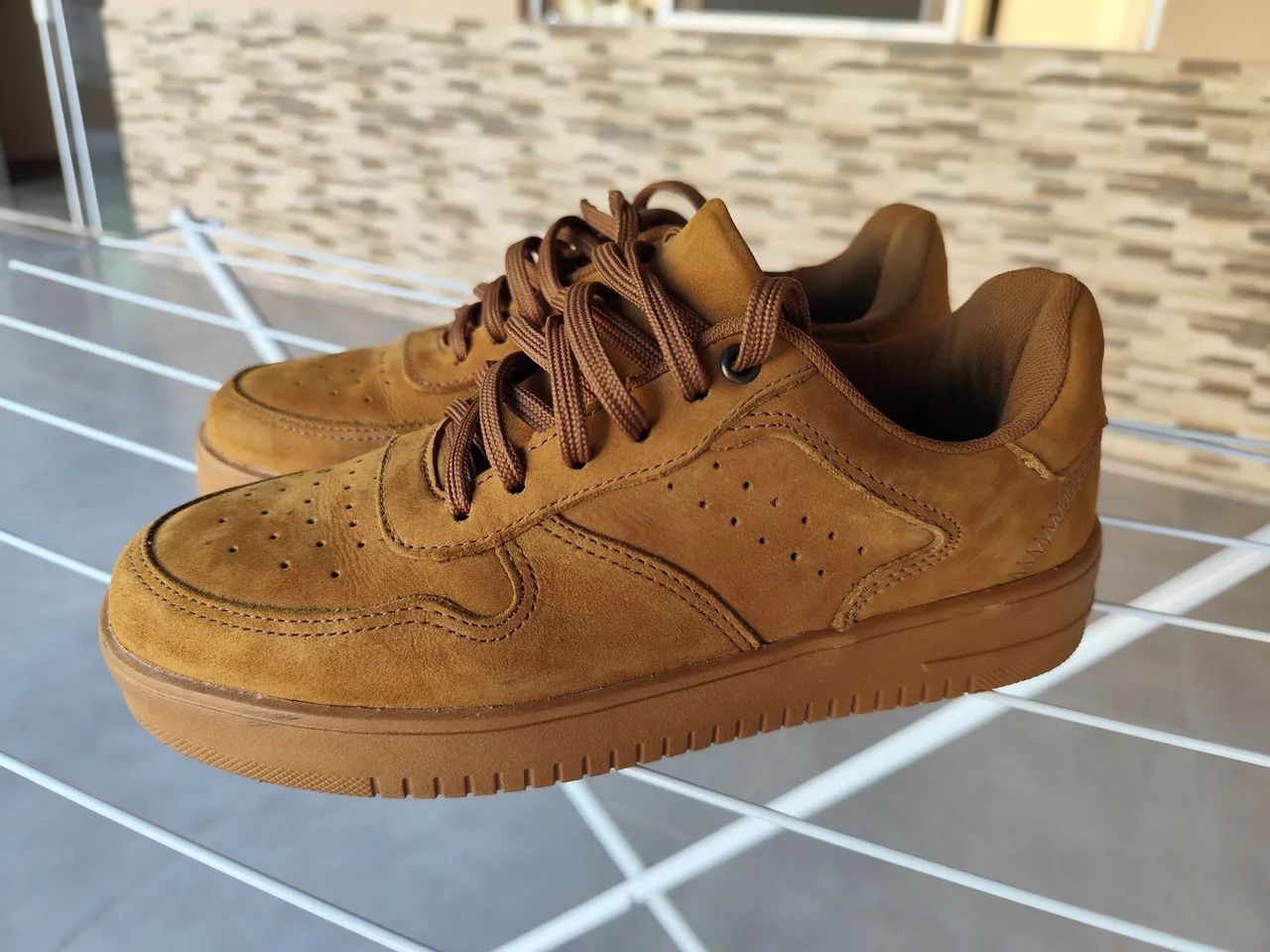 Tênis Casual Marrom viko 39