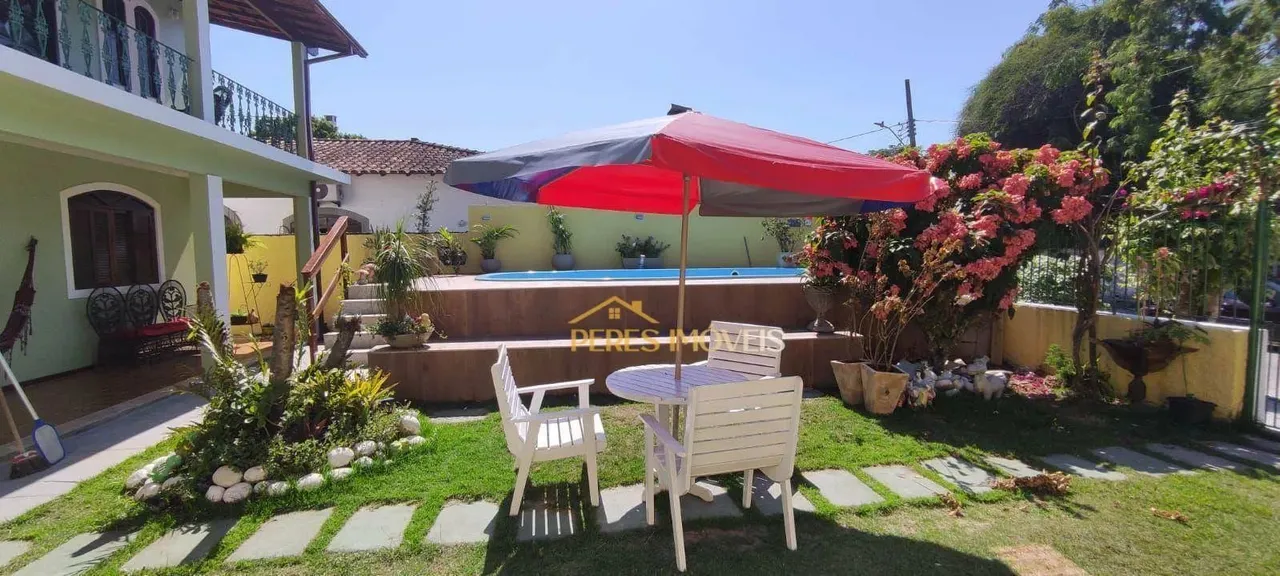 Excelente Casa Disponível para Venda e Locação no Bairro Balneário Remanso em Rio das Ostr