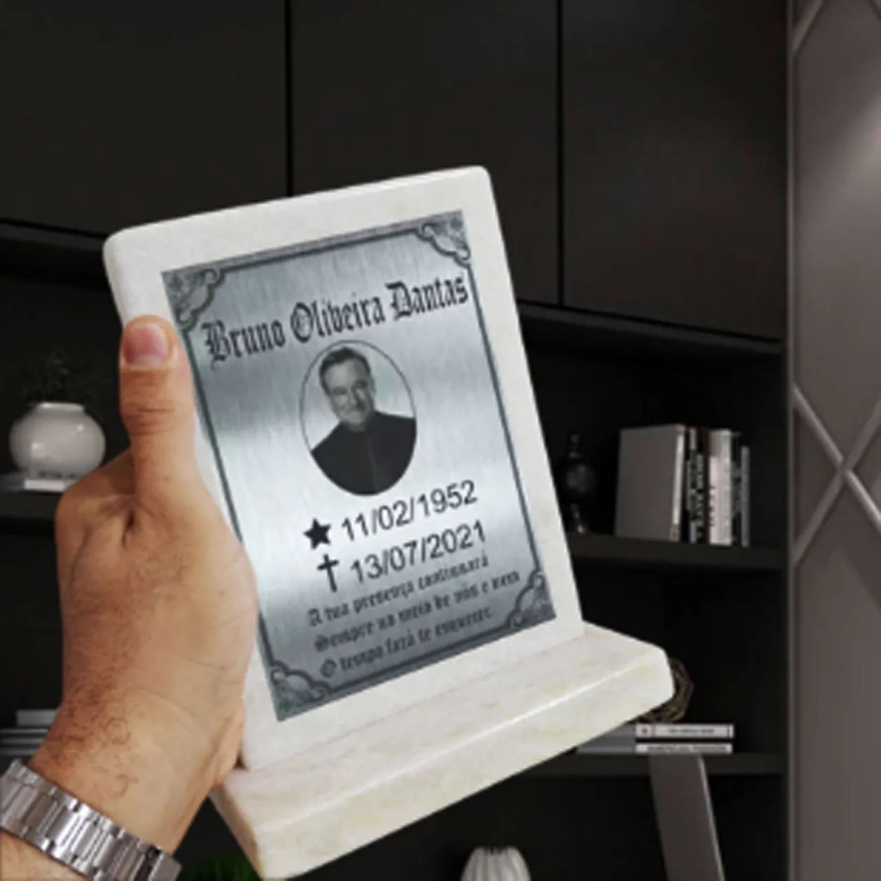 Placa em mármore para homenagem