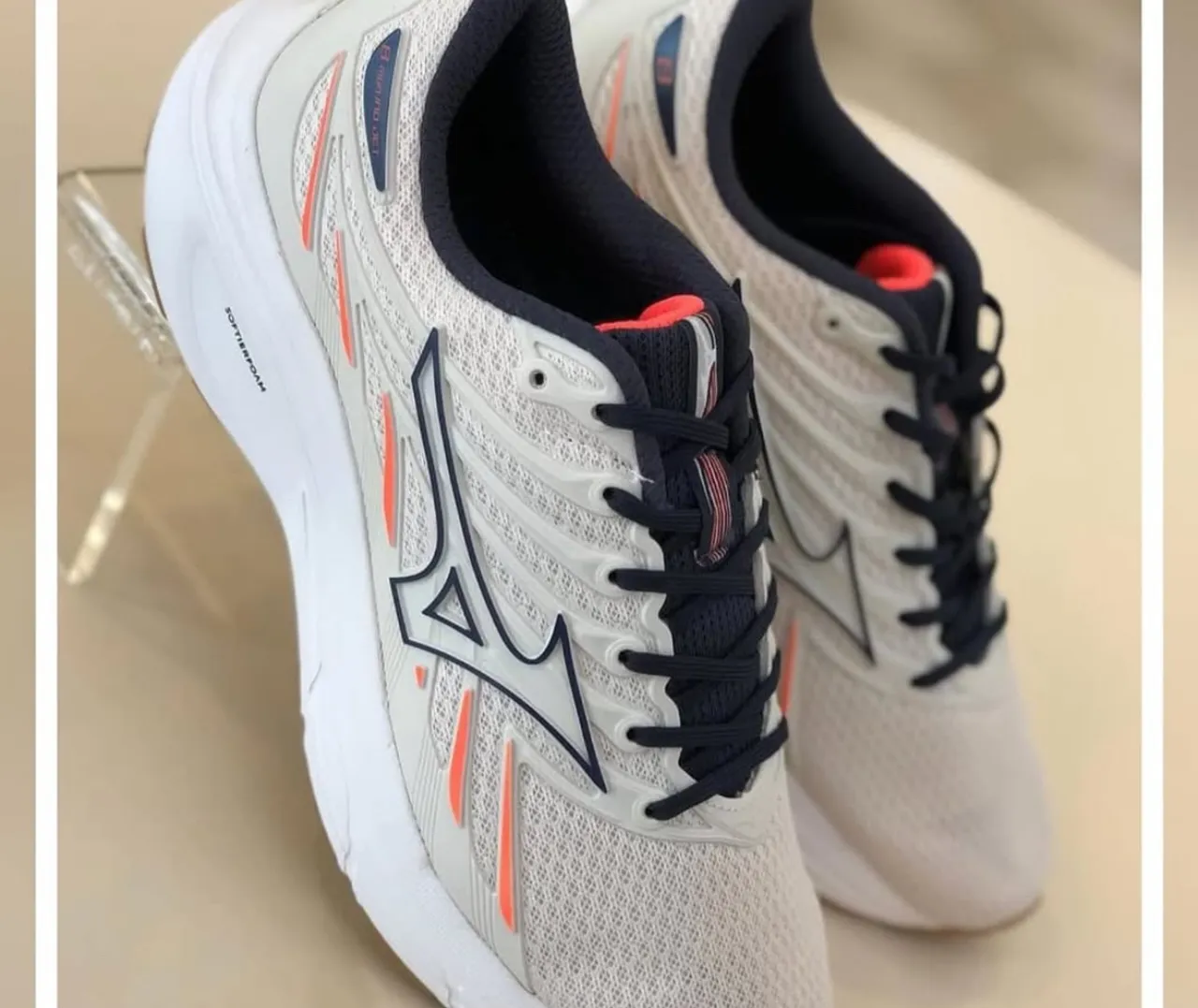 Tênis mizuno novíssimo