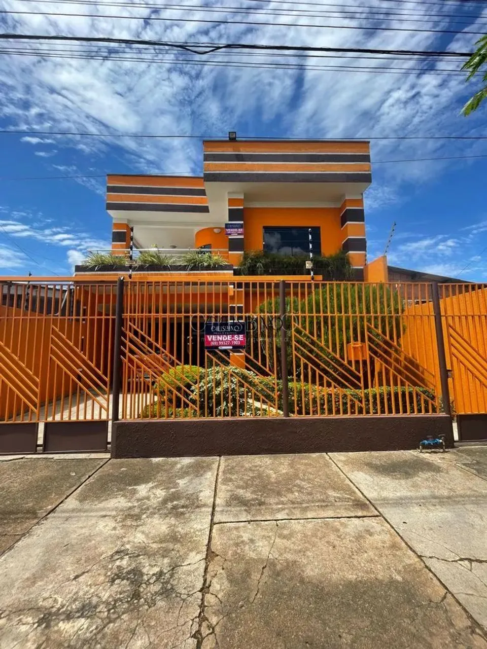 Sobrado próximo à Havan disponível para venda em Porto Velho/RO