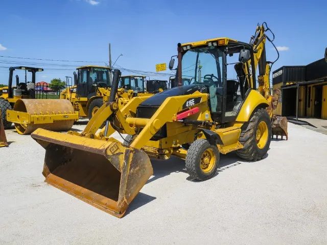 Retroescavadeira CAT 416E 4x2 2011 Lança extensível - Foto 3