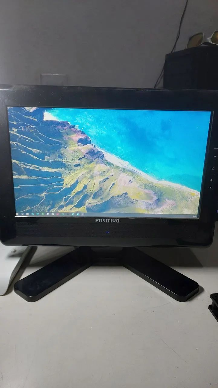 Munitor 14 polegadas positivo