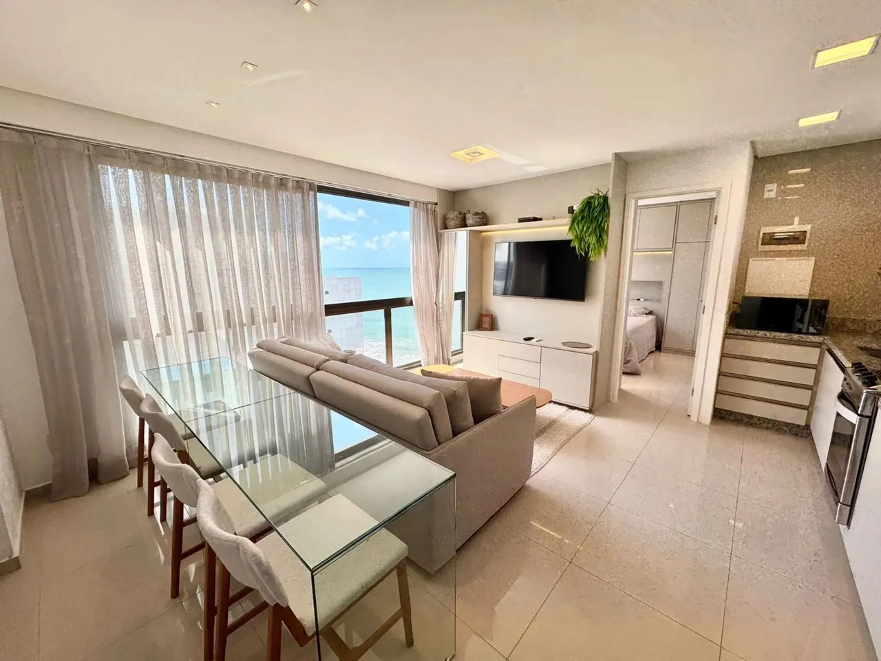 RC - Apt 1 suíte, 37m², mob, vista mar, nascente, 1 vaga Boa Viagem R$4.500 c/ taxas