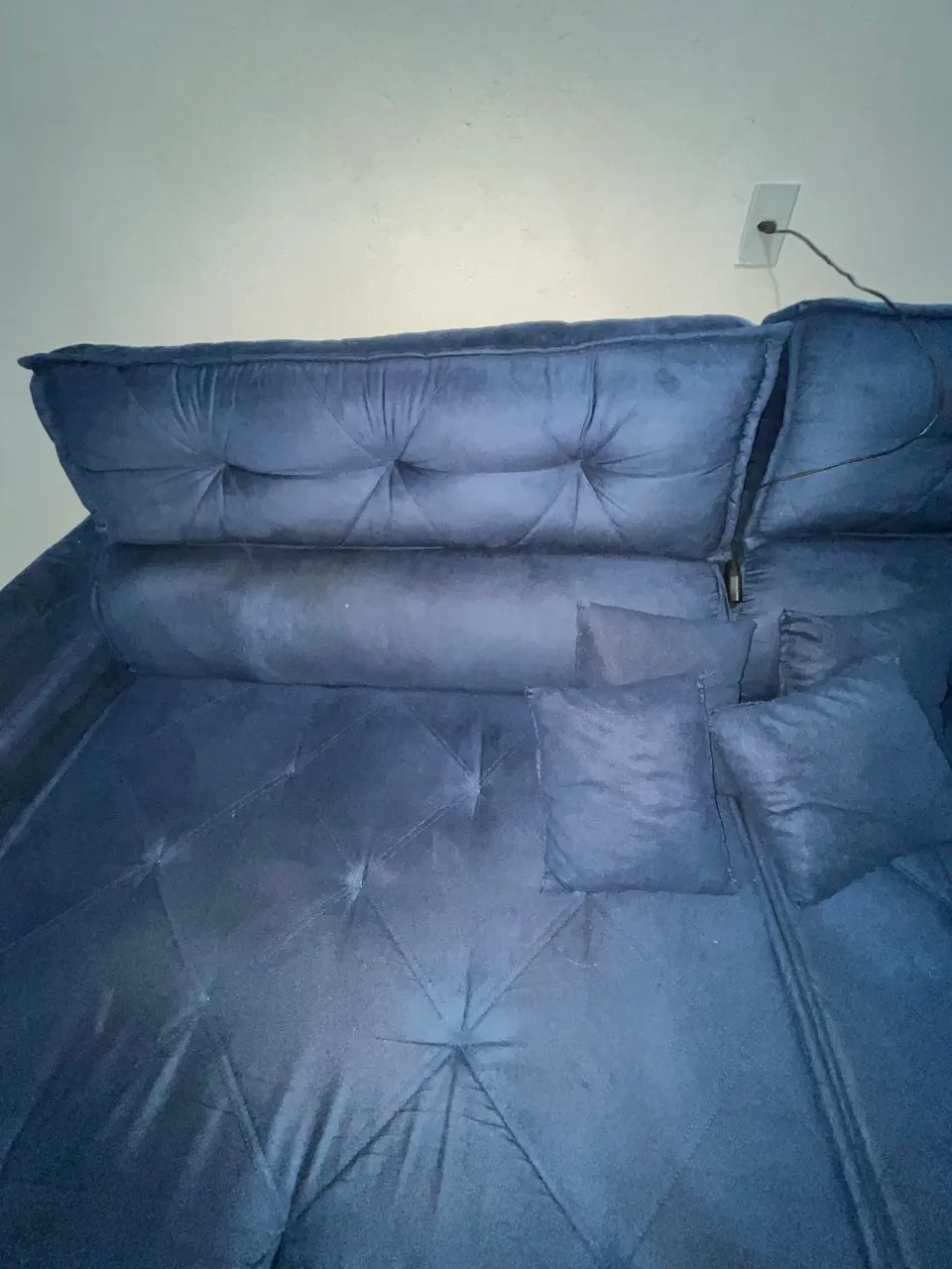 Sofá Austin 2.82M Retrátil e reclinável com molas no assento e Almofadas, tecido suede  - Foto 3