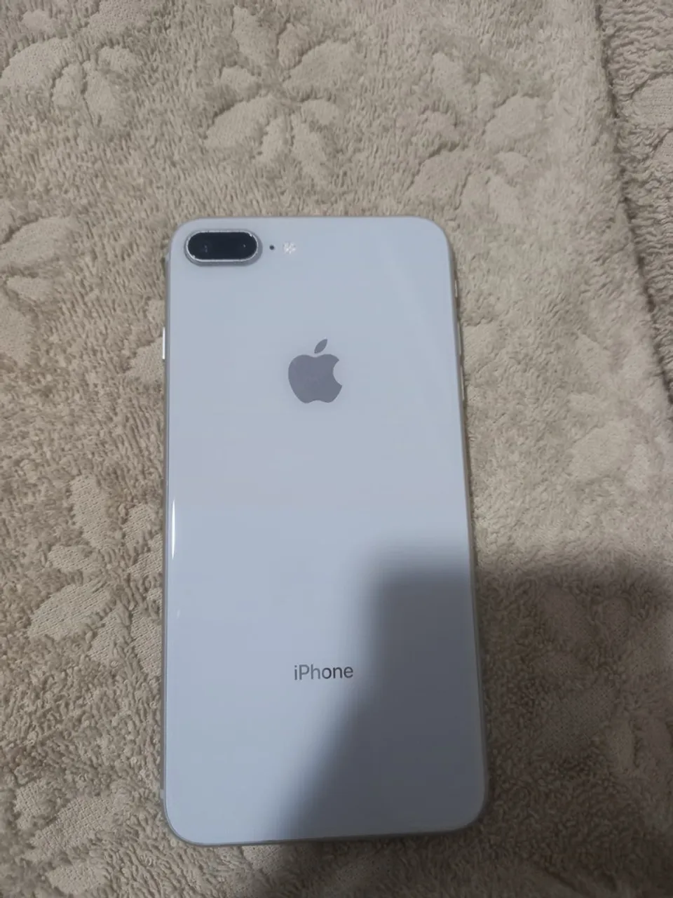 iPhone 8 Plus