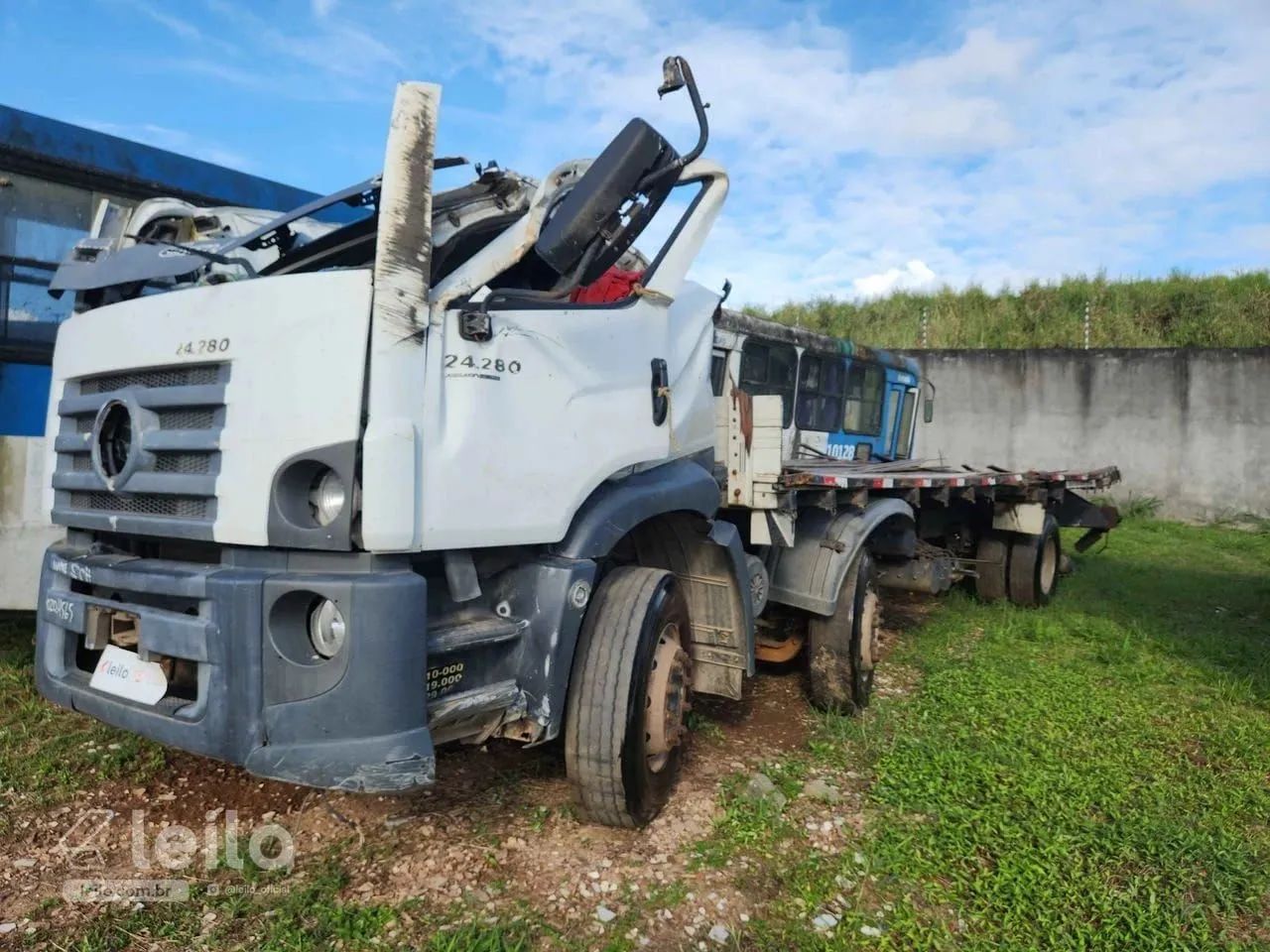 Vw constellation para retirada de peças  - Foto 13