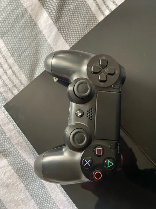 Ps4 novo, 13 jogos sendo 3 lacrados ainda. - Foto 5