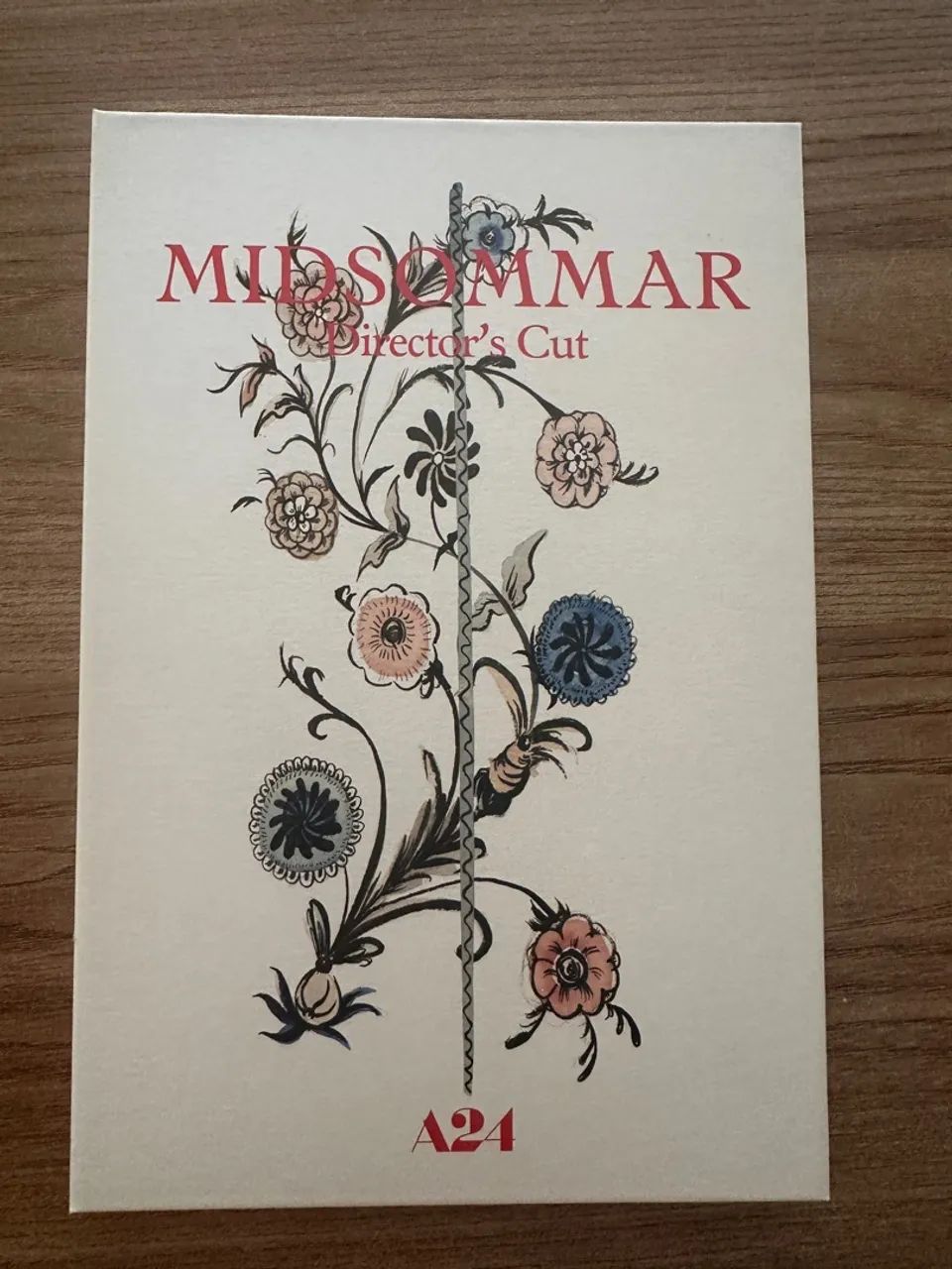 Blu ray 4k Midsommar edição de colecionador  - Foto 3