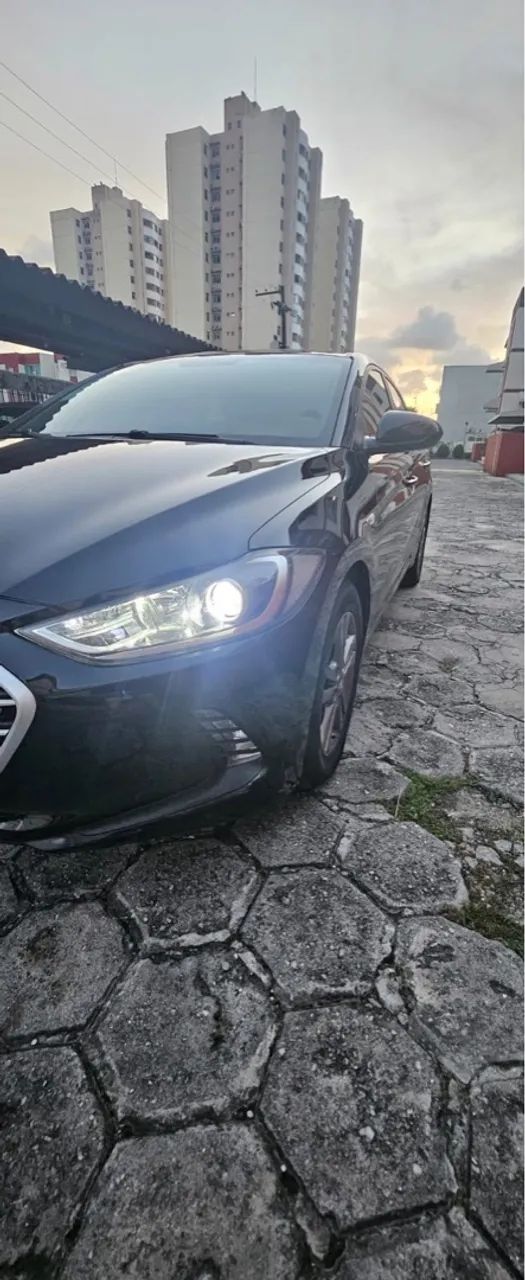 Hyundai Elantra 2017 flex ( Impecável) - Foto 2