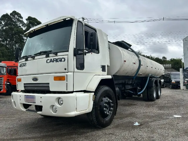 Ford cargo tamque