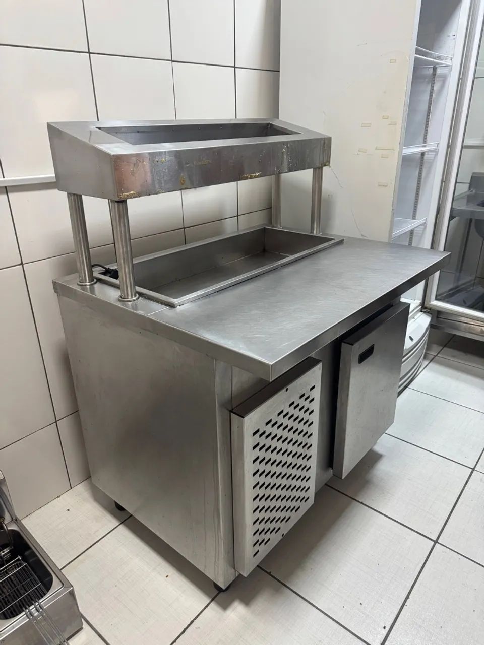 Bancada de Aço Inox com Refrigeração - Ideal para preparo de pastel  - Foto 2