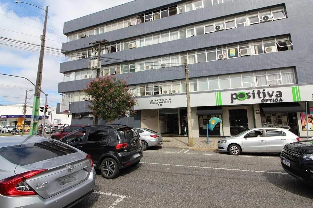 Oportunidade para o Seu Negócio Prosperar: Sala Comercial para locação no São Pedro.