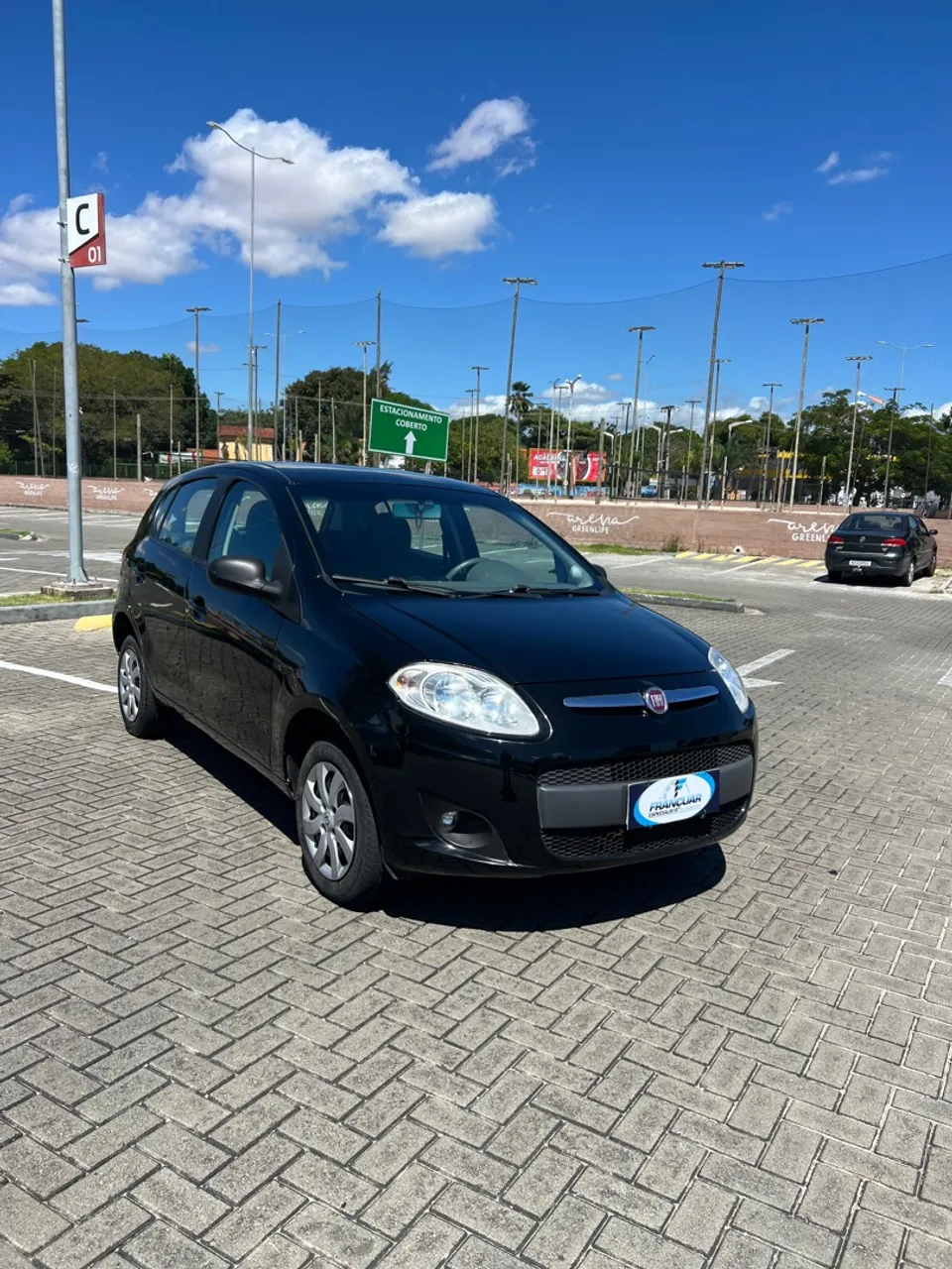 Fiat palio atractive 1.4 completo 2016/2016