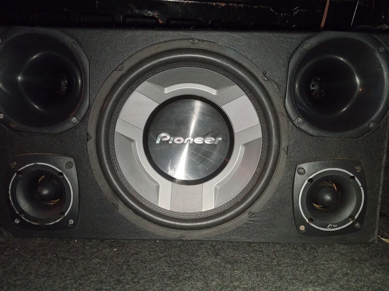 Caixa de Som Pioneer com Subwoofer e Tweeters cornetas modulo Taramps