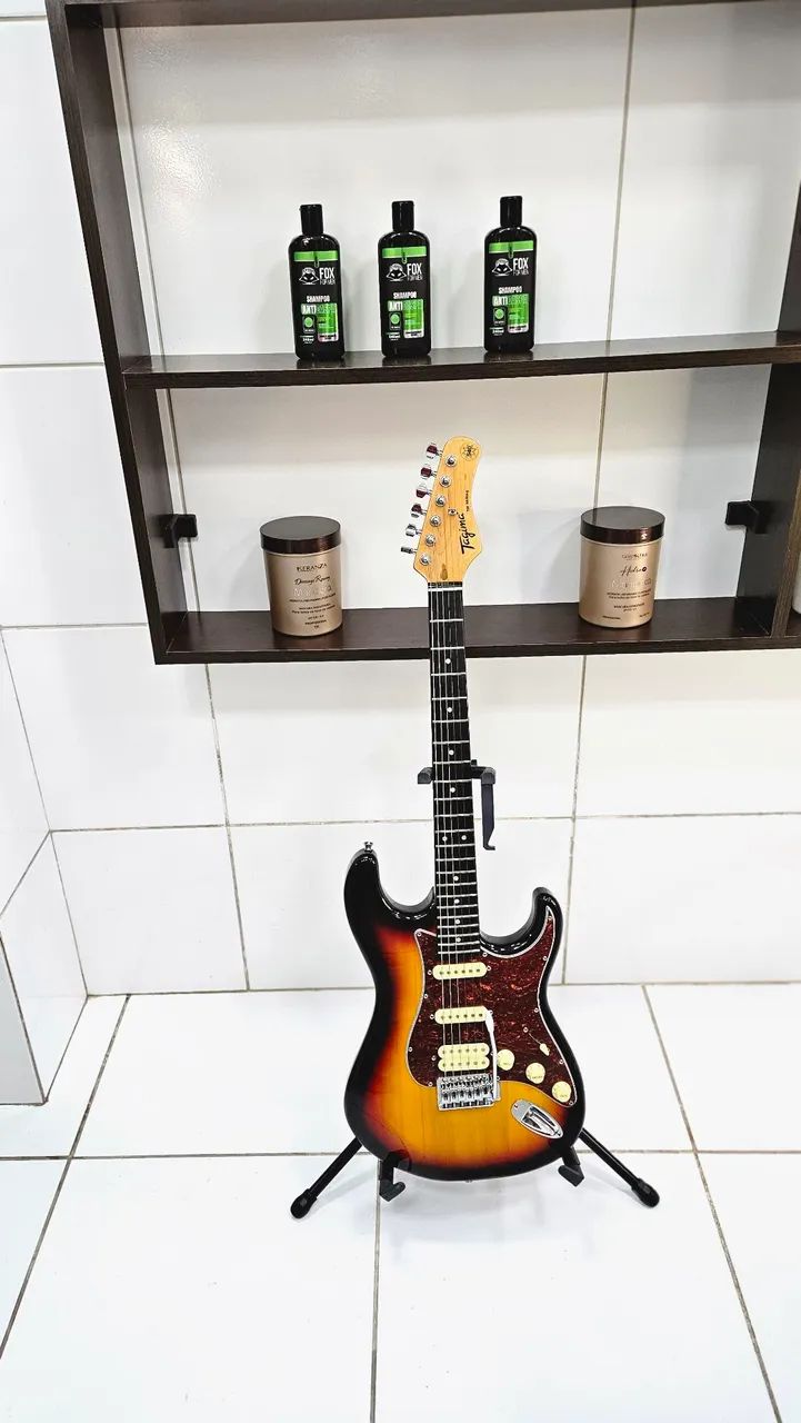 Tagima TW Séries 540 Hss Sunburst. 