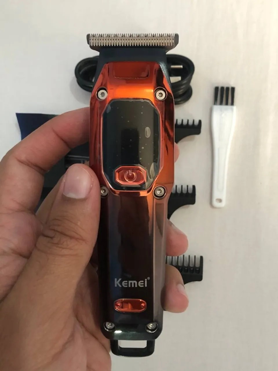 Maquina de Corte Depilação Barba Kemei Oportunidade