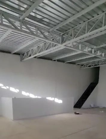 Projetos em Estrutura Metálica para Lojas com Mezaninos - Foto 2