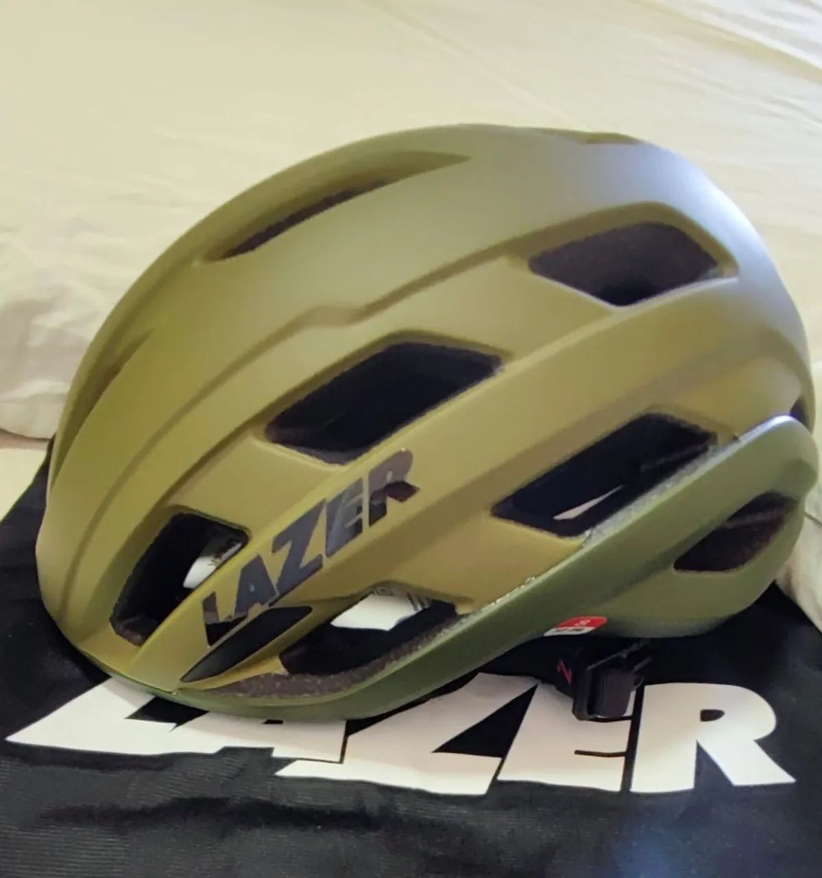 Capacete LAZER KinetiCore P/S 52-56cm