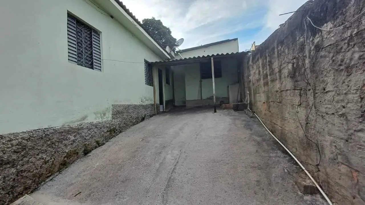 Barracão para aluguel, 2 quartos, Floramar - Belo Horizonte/MG