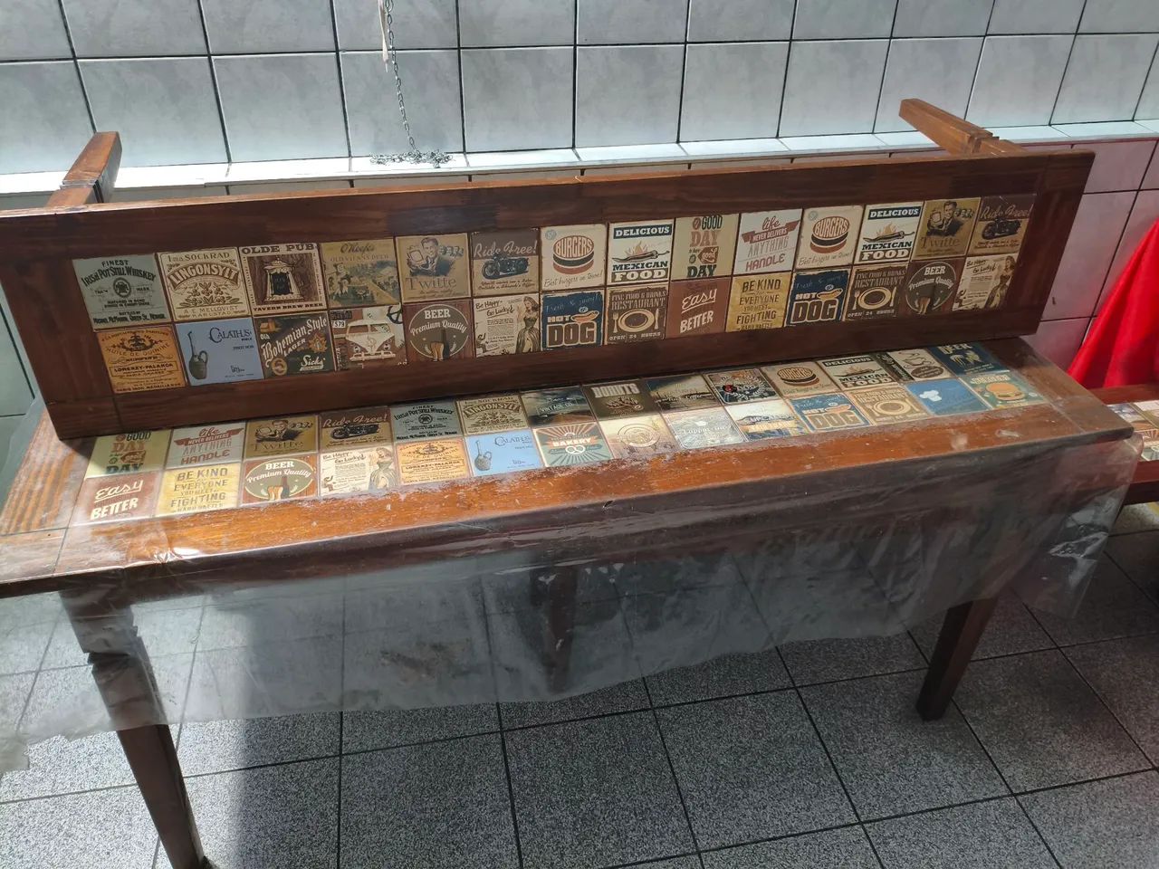 Decorative Table64840795043970122