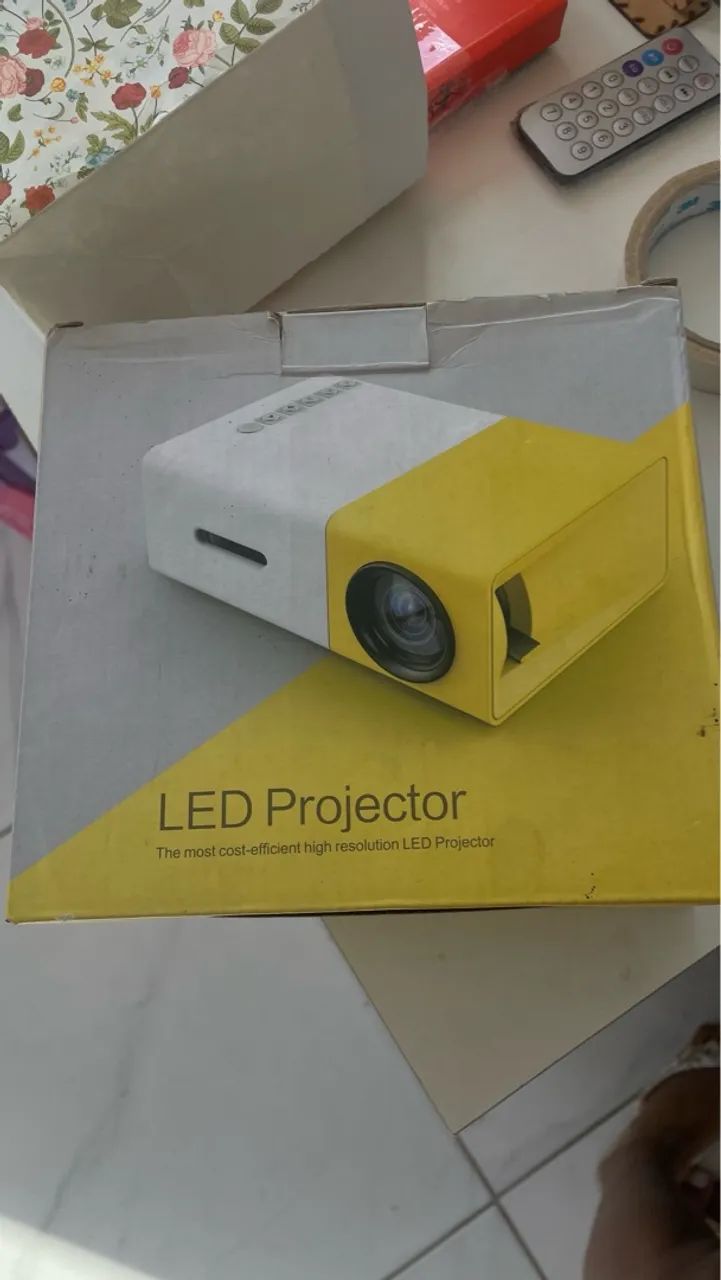 Projetor LED - Alta Resolução e Custo-Benefício