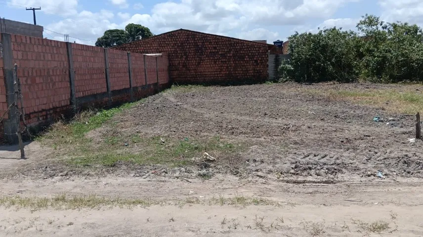 Vende ou troca terreno 8x20 passo de Camaragibe chamar ZAP *