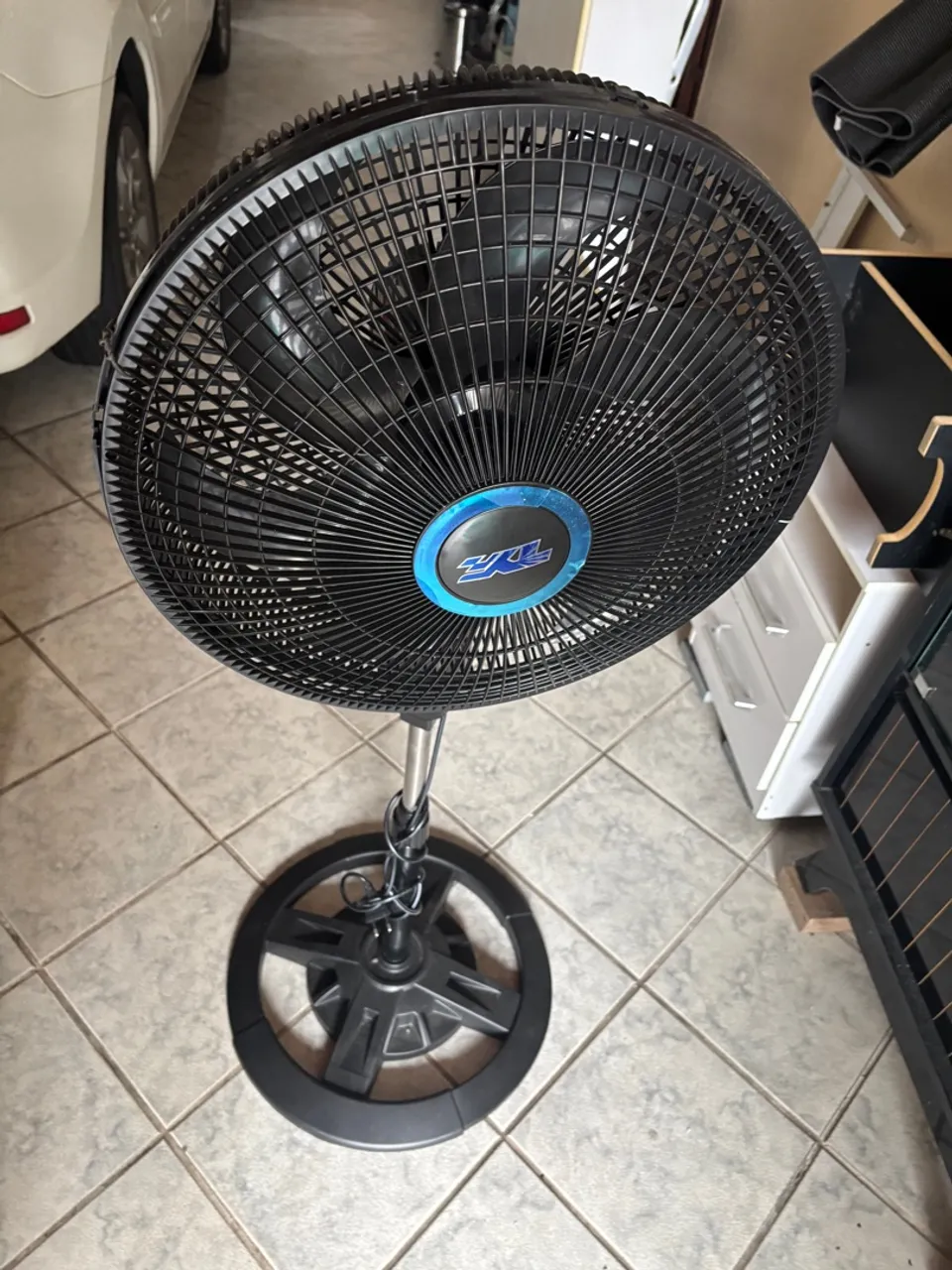 Ventilador de coluna 6 pás 220v