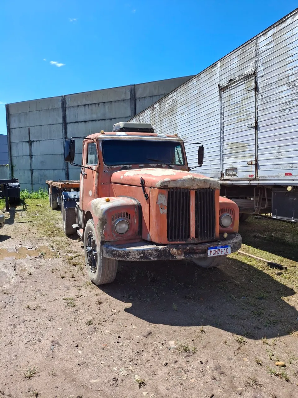 Scania L111s jacare butuca