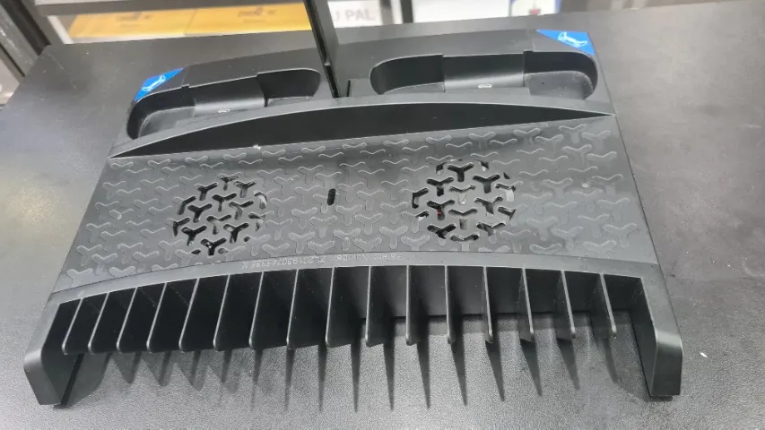 Base Suporte para Controle PS5 com Cooler iPega - Carregador Rápido e Eficiente | Seminovo
