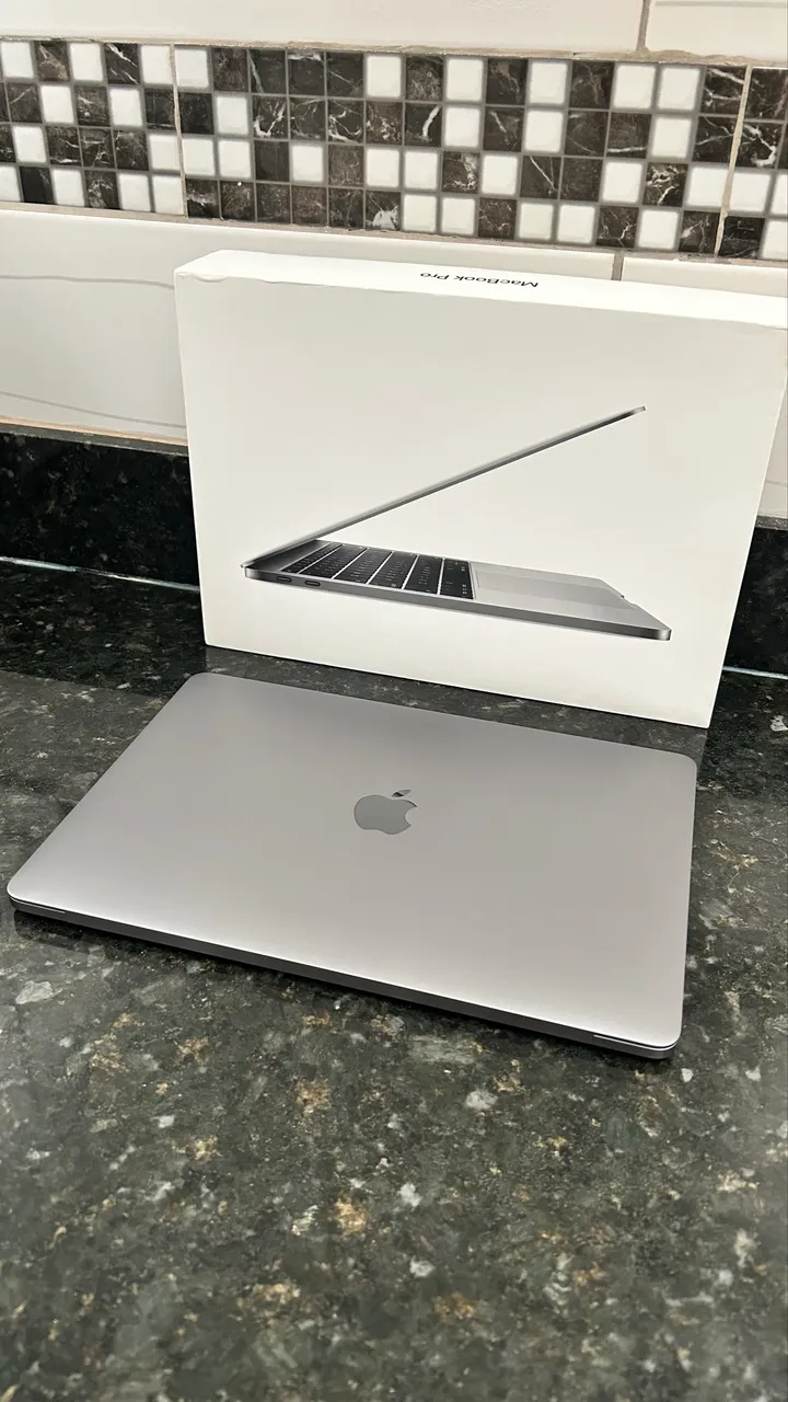 macbook pro 256gb 2017