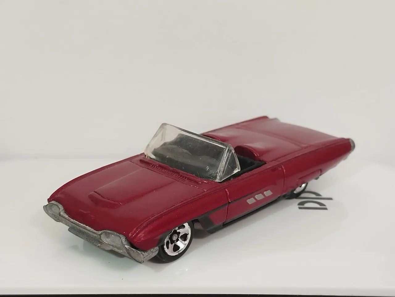 Miniatura Hotwheels Ford Thunderbird 63 - Foto 3