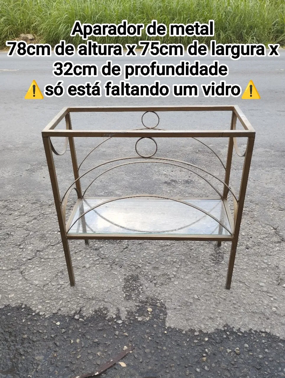 Aparador de Metal