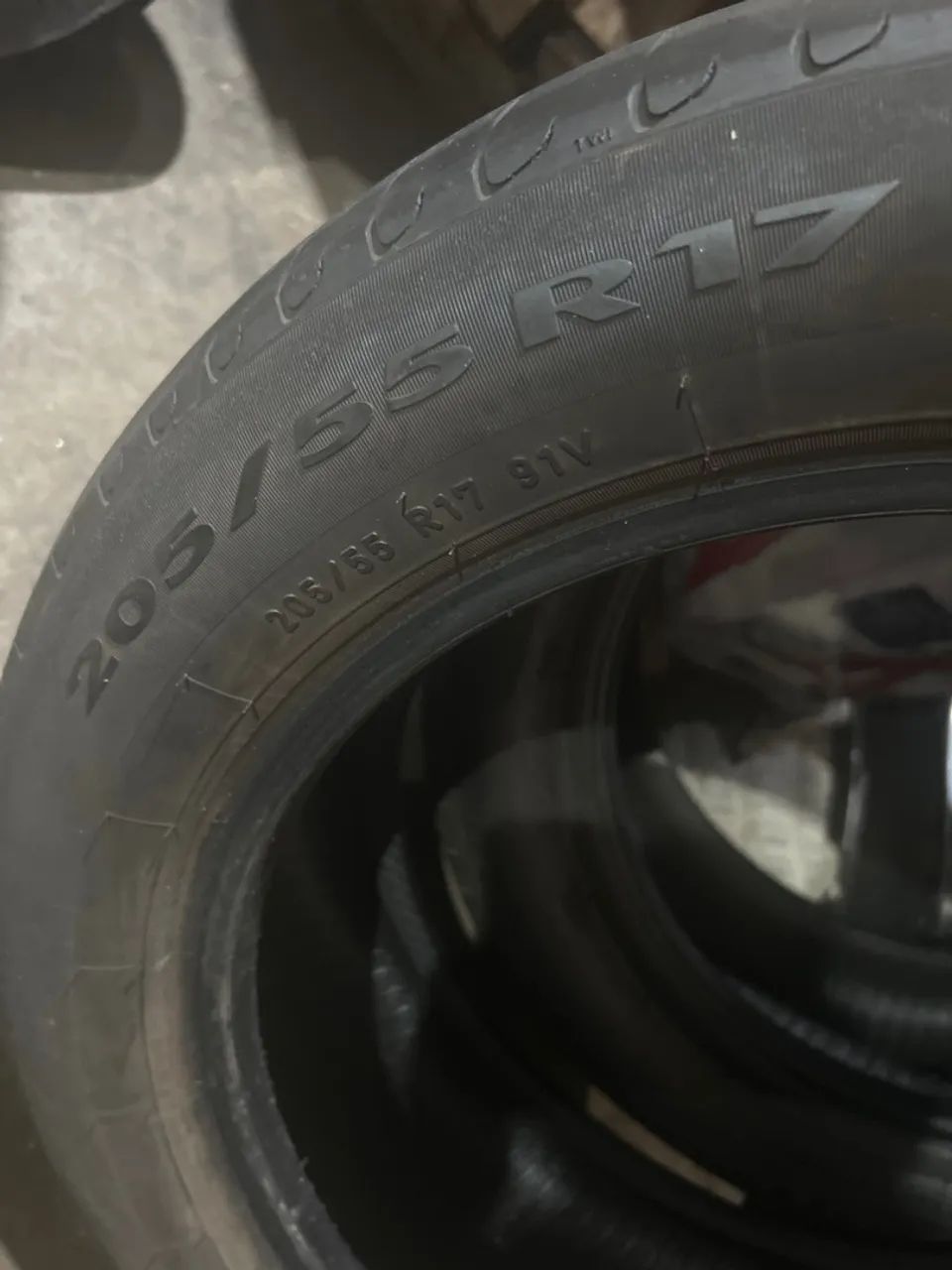 02 Pneus Pirelli Cinturato P7 205/55 R17 - Foto 2