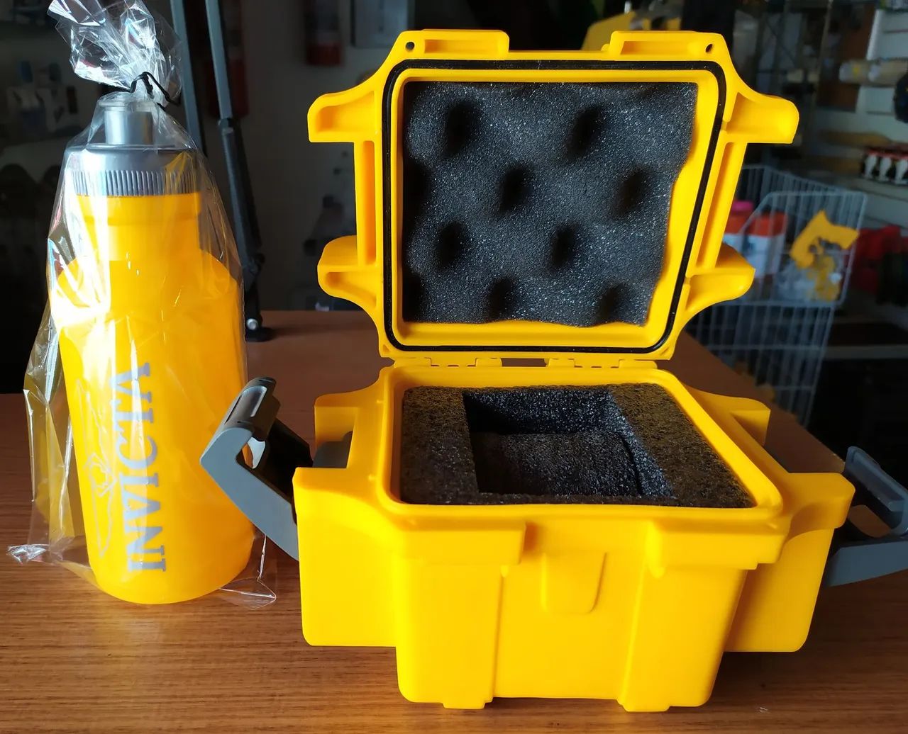  Estojo maleta Exclusivo + Squeeze invicta  - Foto 2