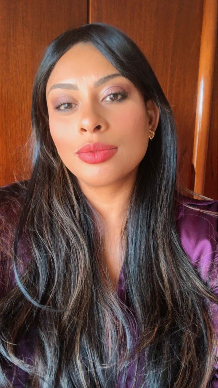 Peruca - morena iluminada/ premium 