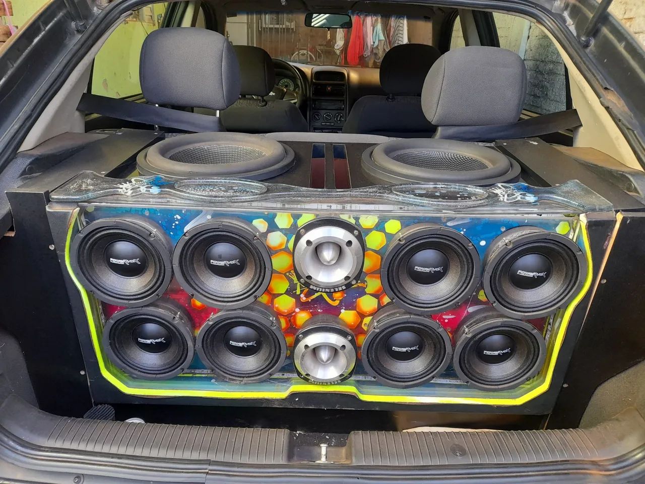 Som automotivo