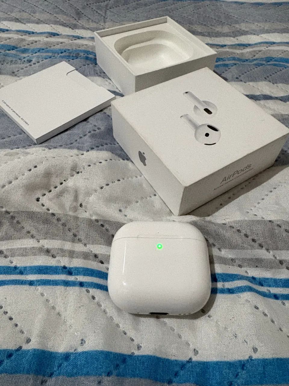 AirPods 4 with Noise Cancellation and USB-C Charging Case64252694983682121