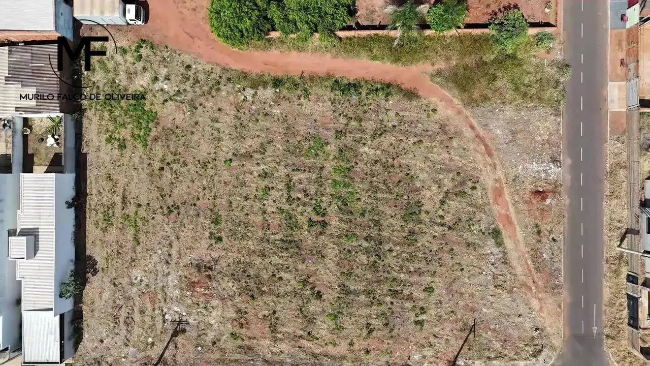 Terreno à venda, 2200 m²- Jardim Paranapunga - Três Lagoas/MS