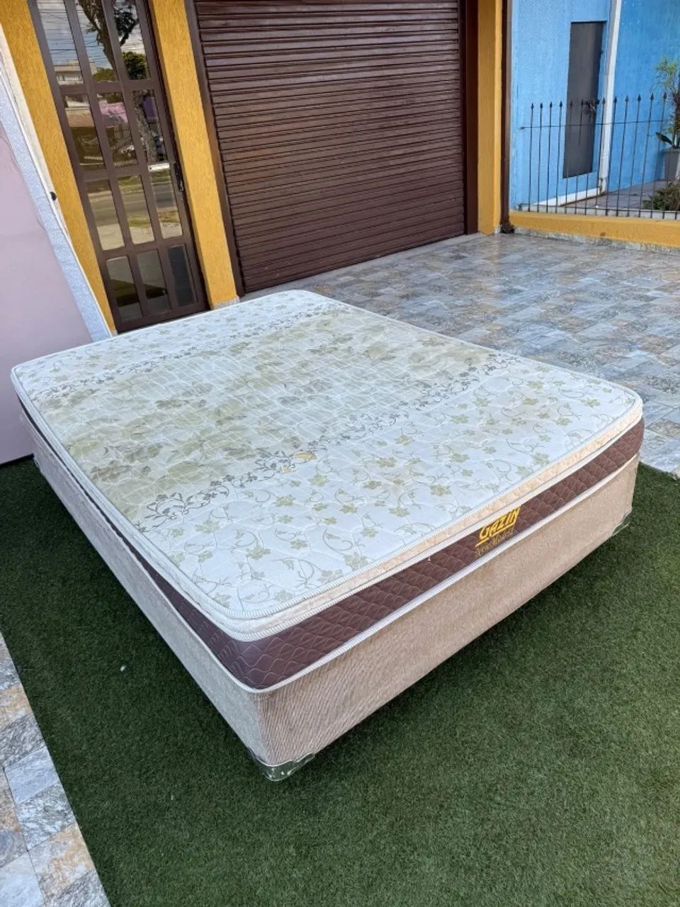 Colchão de Casal GAZIN USADO + base - ENTREGO!  - Foto 2