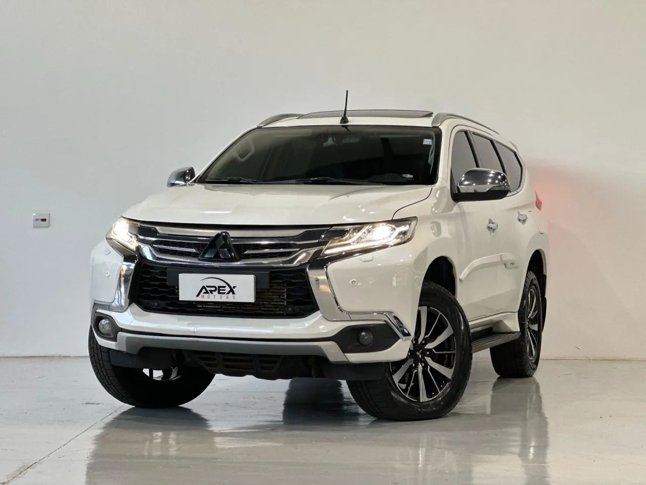MITSUBISHI PAJERO SPORT 2.4 16V MIVEC TURBO DIESEL HPE AWD AUTOMÁTICO BRANCO 2020