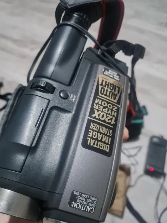 Filmadora Jvc Gr-ax817um - Foto 3