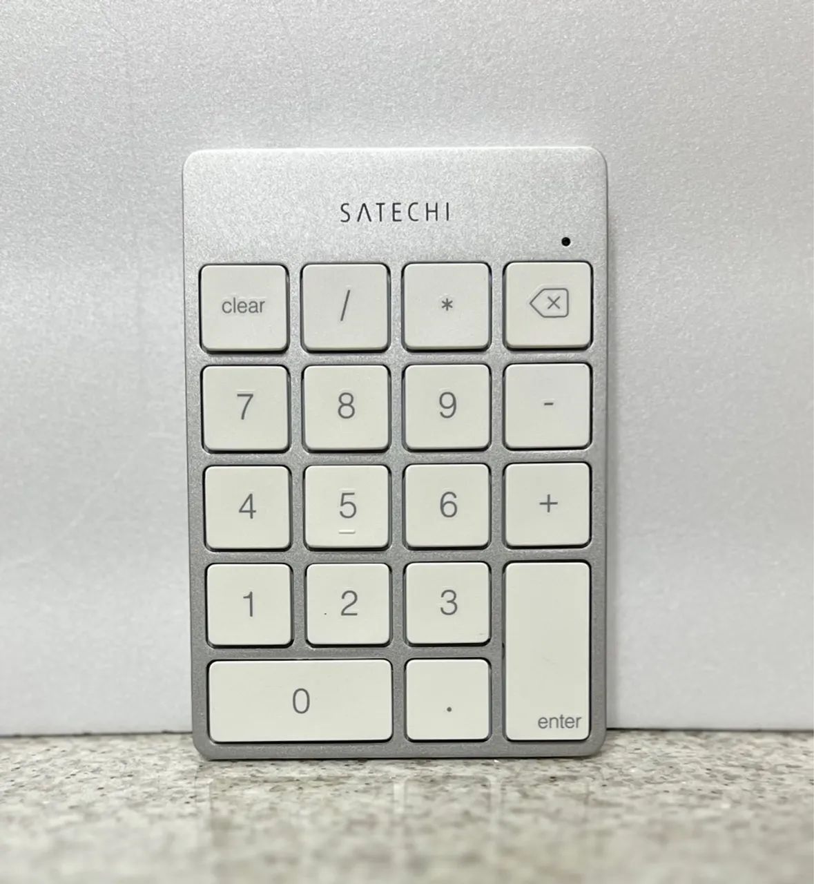 Teclado Numérico Satechi Slim - Prata - Foto 4
