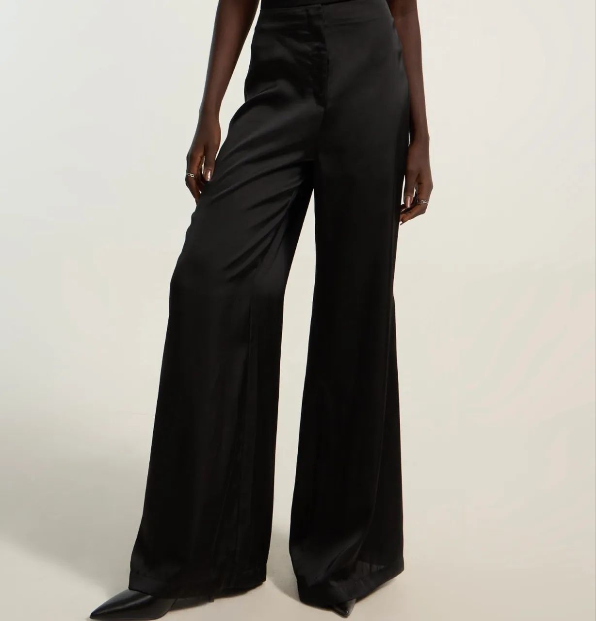 Calça preta alfaiataria 