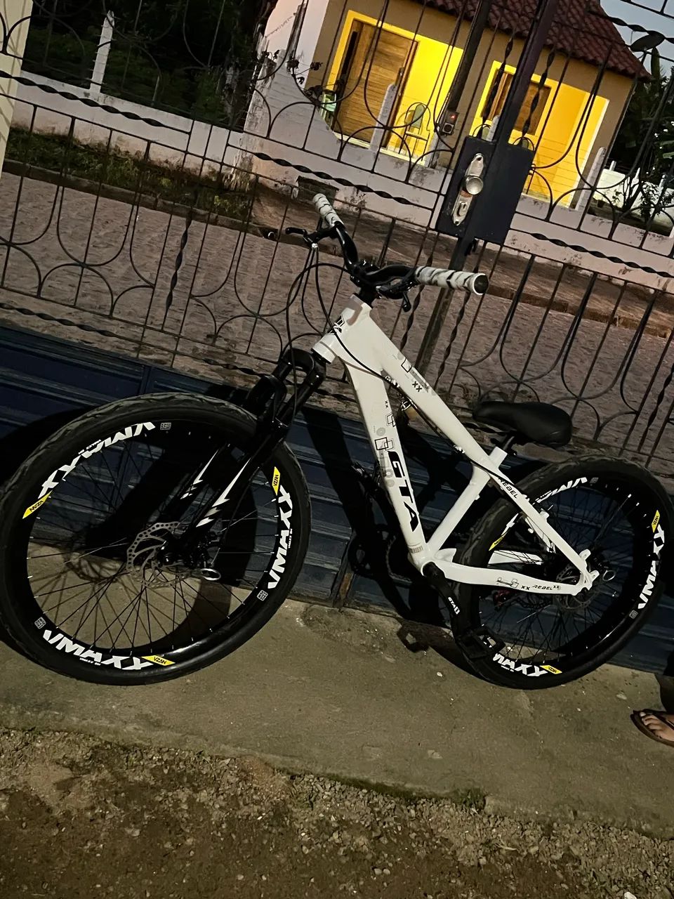 Bicicleta gta semi nova  - Foto 2