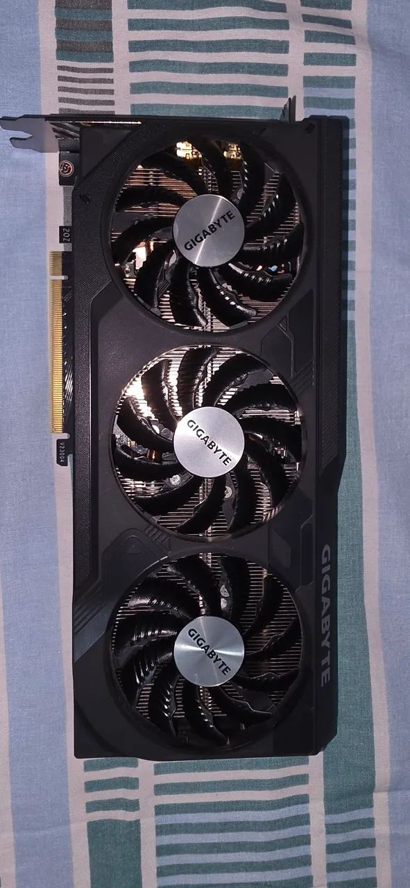 RTX4070 OC 12GB Gigabyte Windforce  - Foto 2