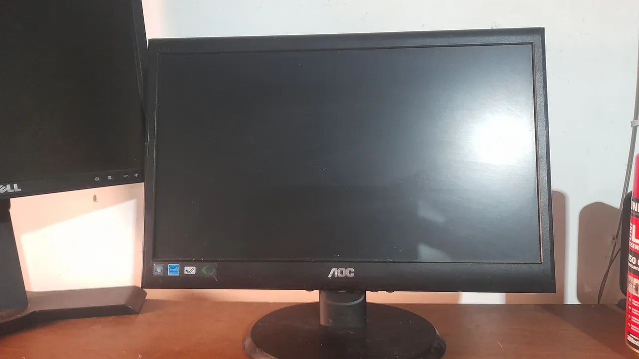 Monitor LCD LED AOC E950SWN 18,5 polegadas LG  - Foto 2